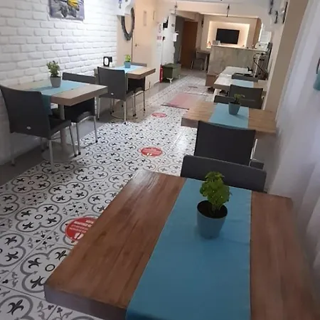 Mavi Liman Szálloda *